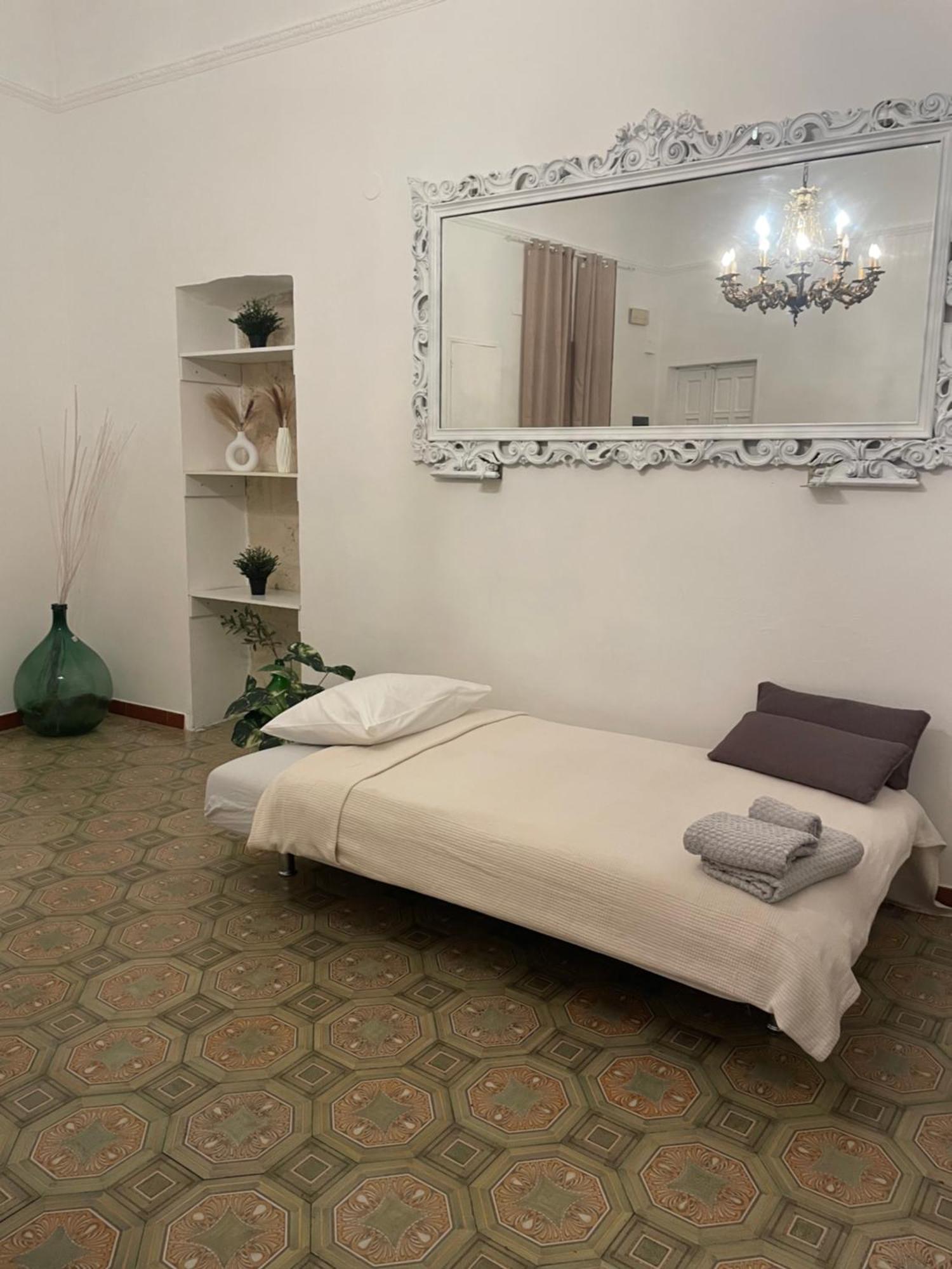 Dimora Pugliese Apartment Bari Exterior foto